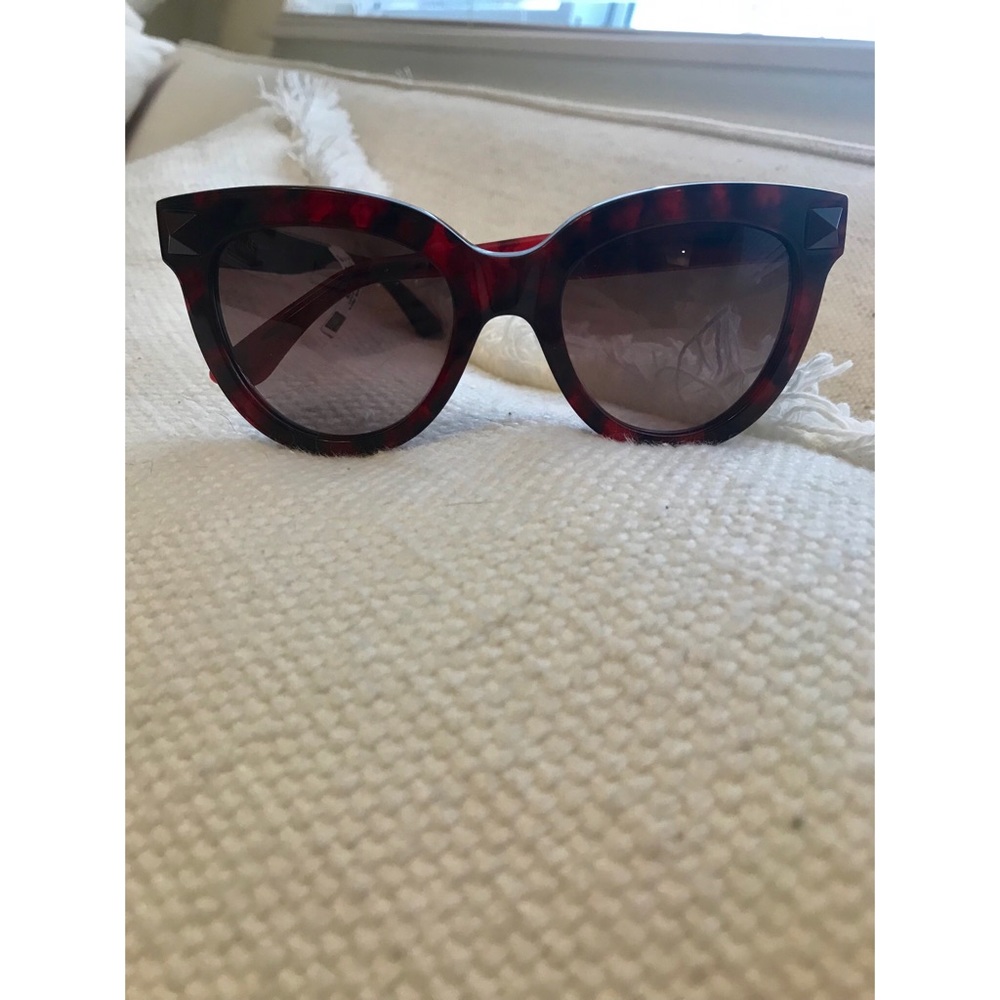 NWT Valentino sunglasses